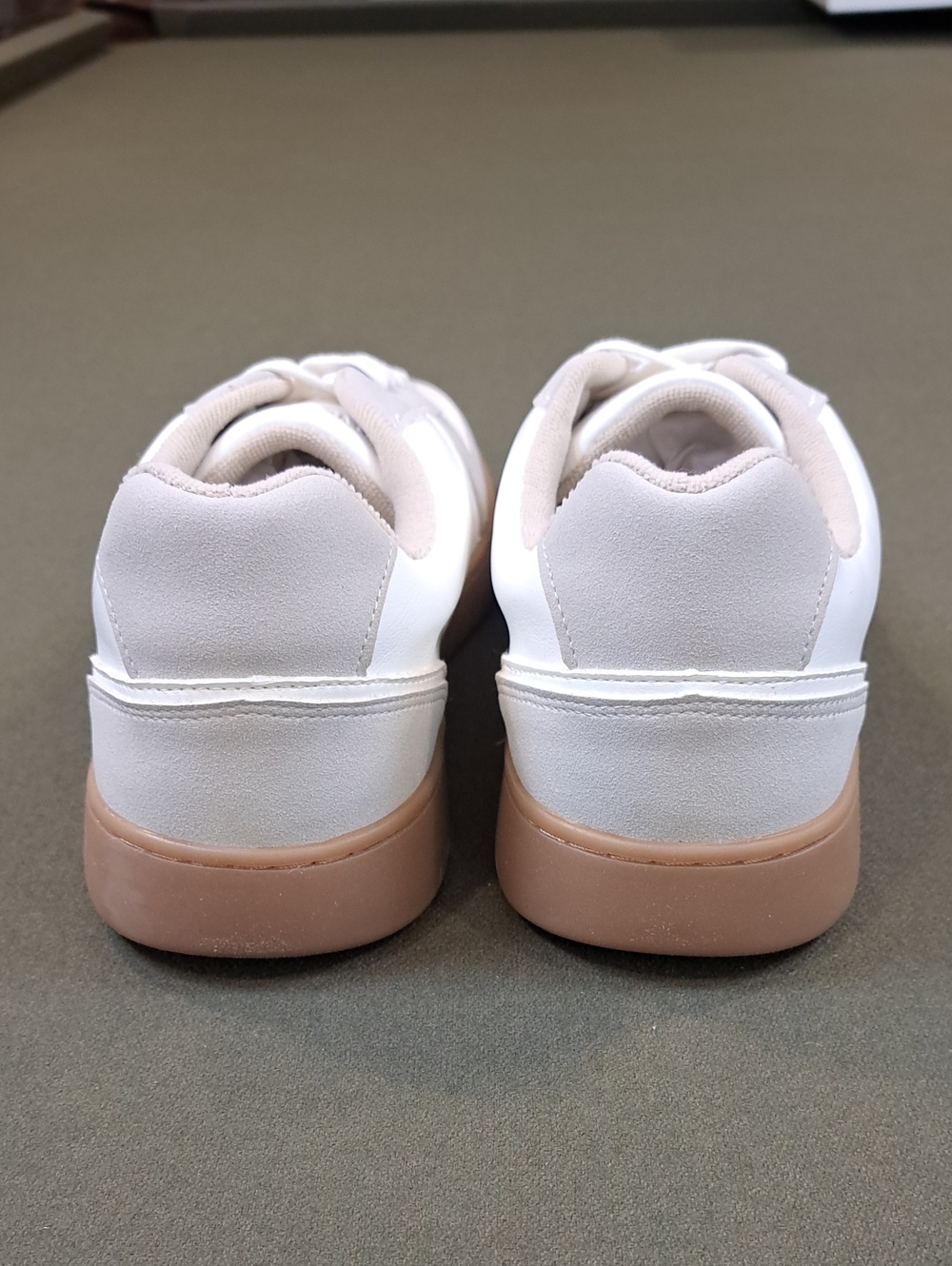 Steve Madden Korona T-Toe Sneaker - Color: White/Gray - Size: Men 10 - Picture 5 of 10